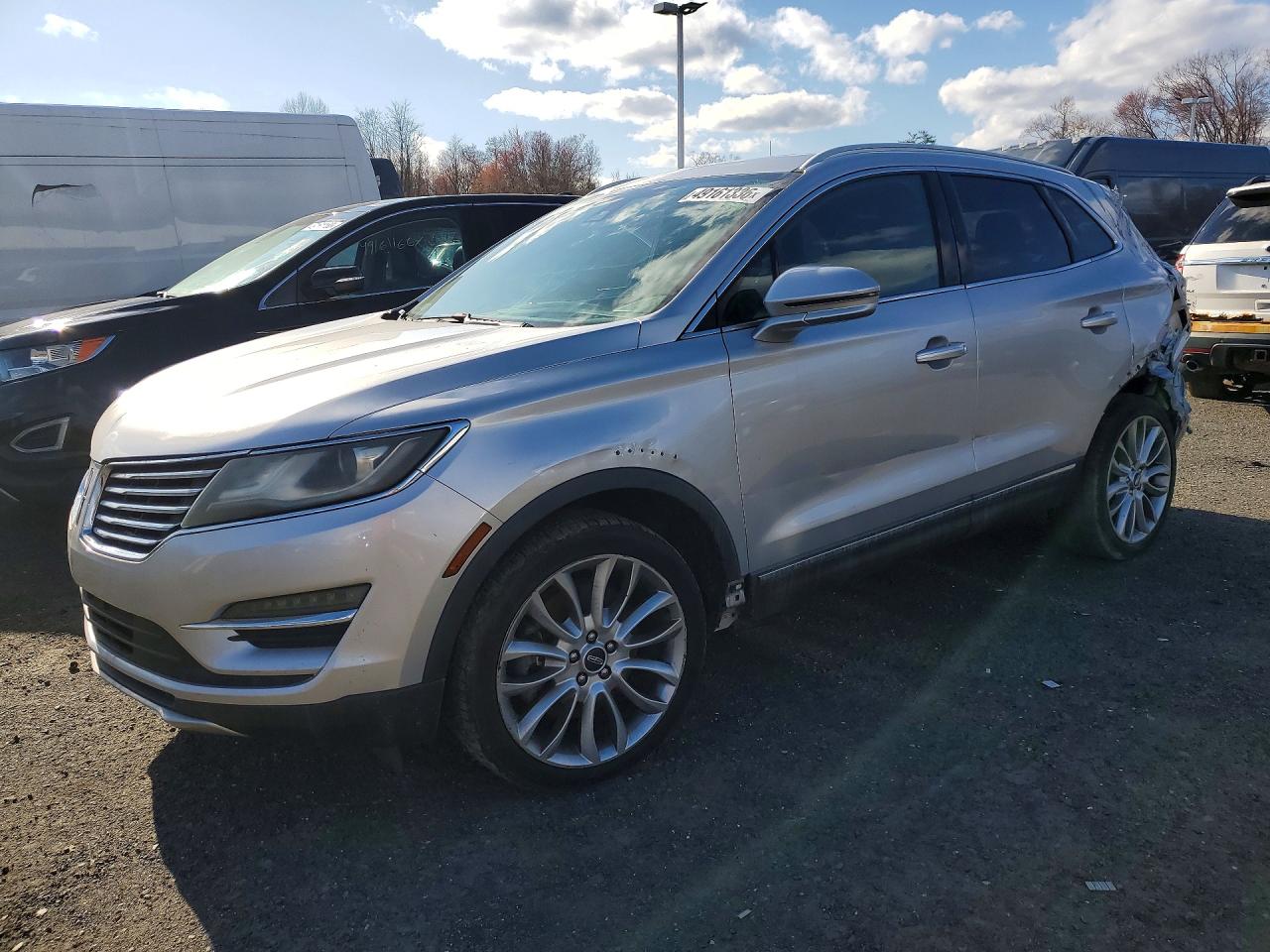 Salvage Lincoln MKZ Image