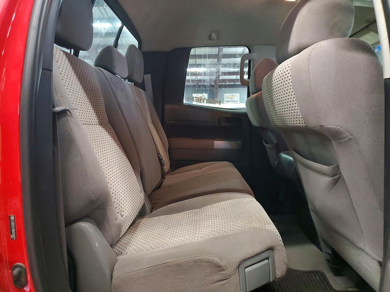 Toyota Tundra Sr5