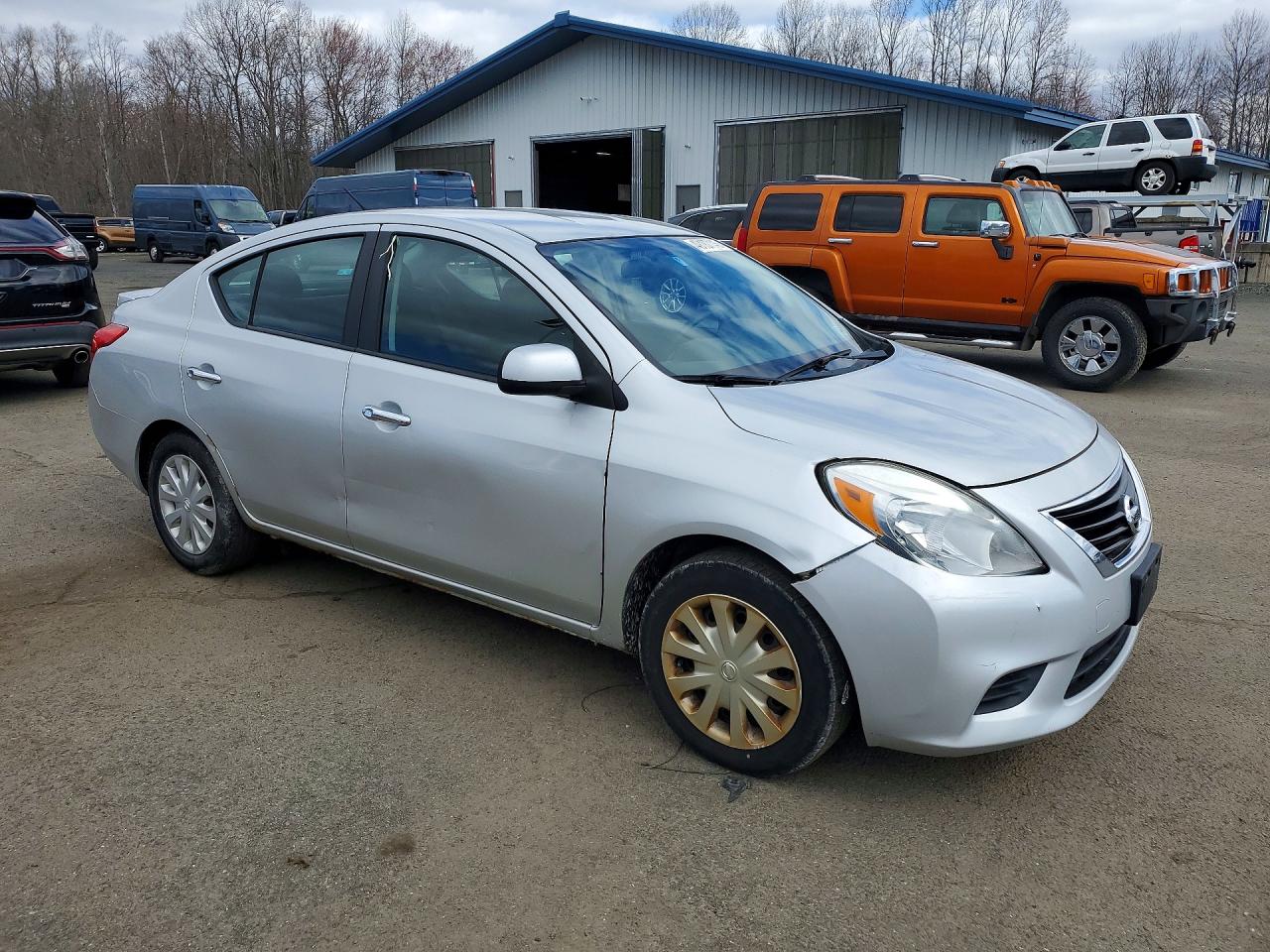 Nissan Versa 1.6 S