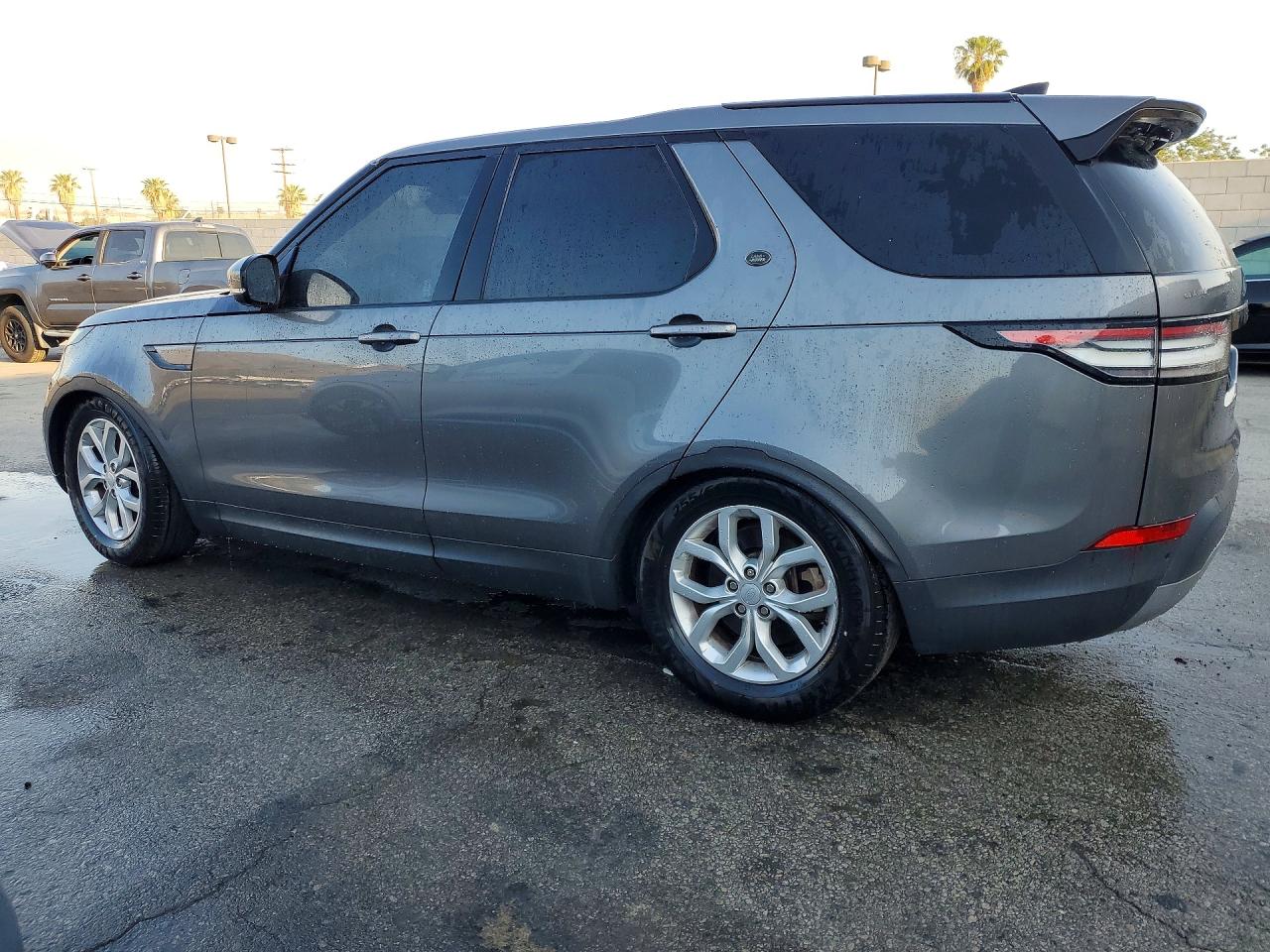Land Rover Discovery Se