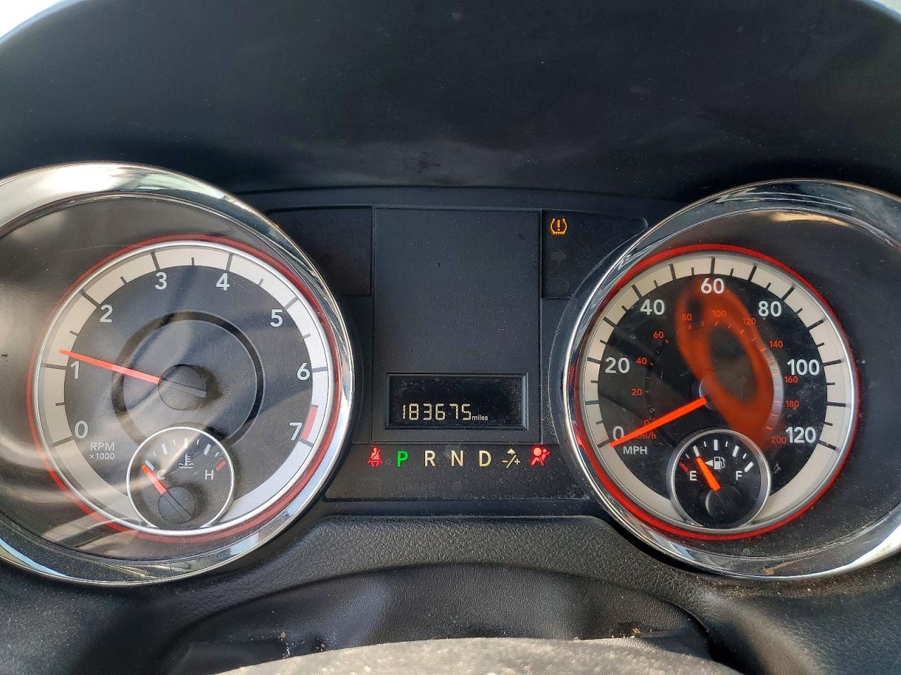 Dodge Caravan Sxt