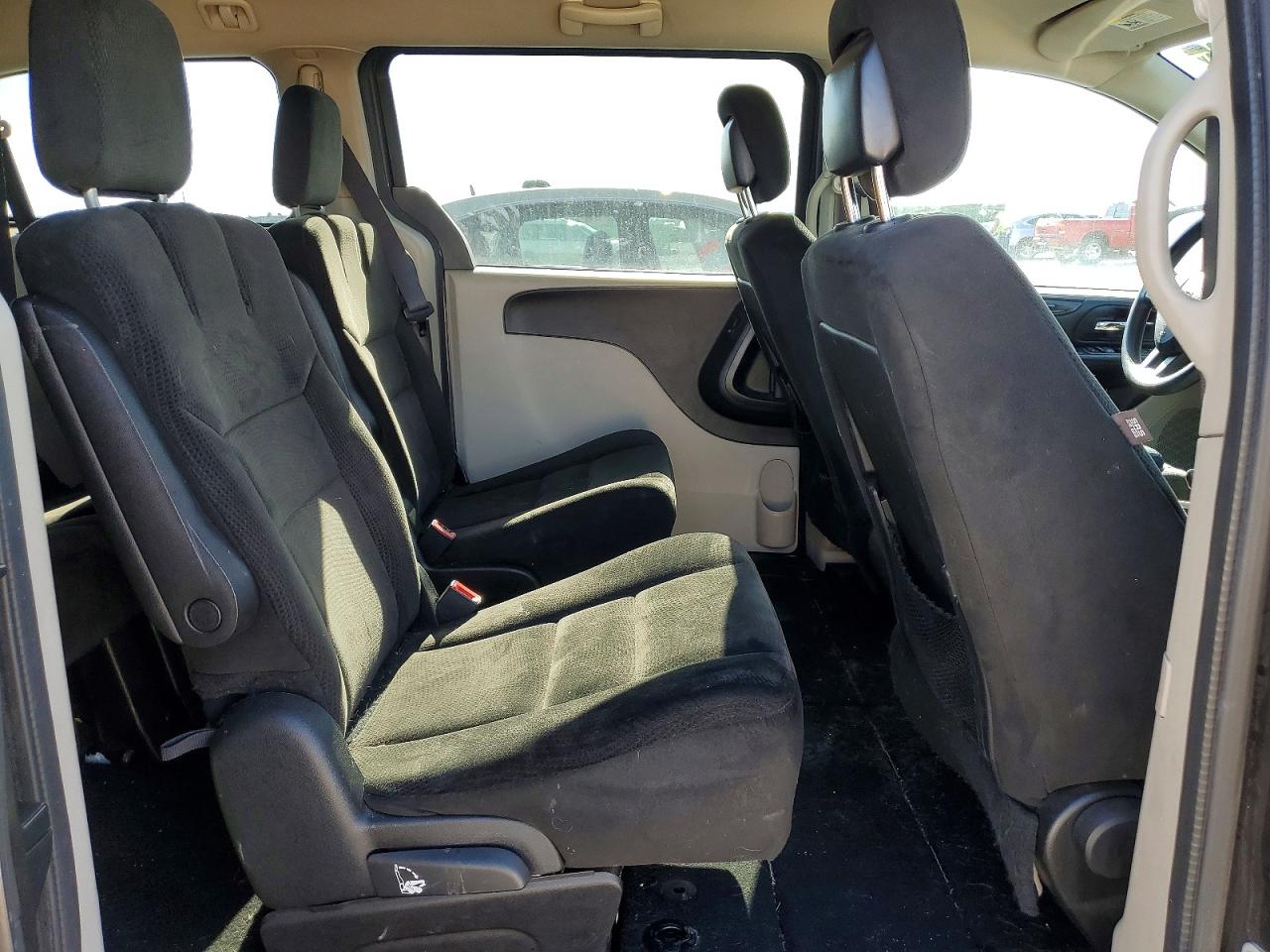 Dodge Caravan Sxt