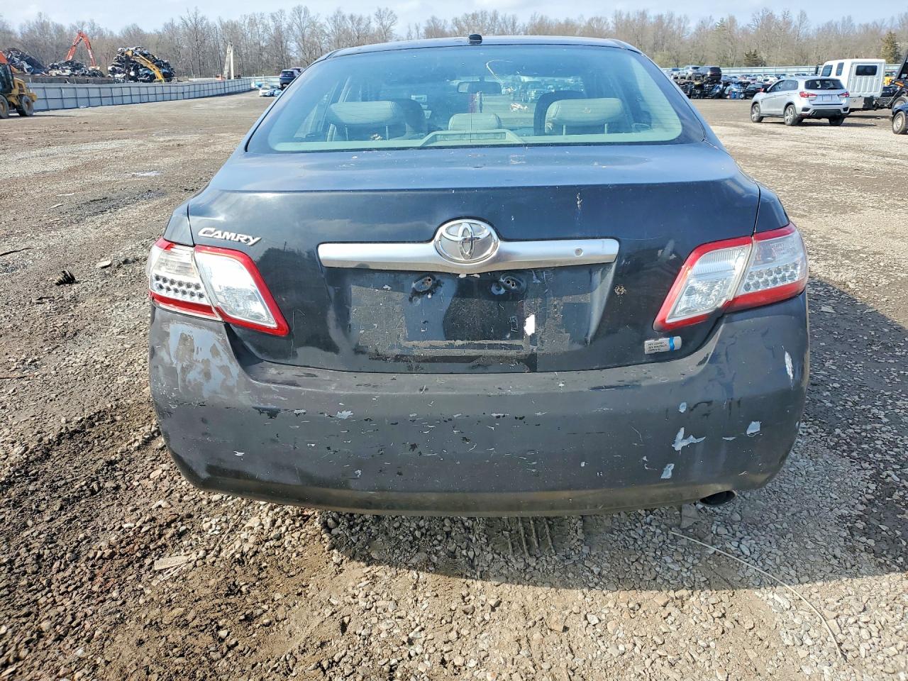 Toyota Camry Base