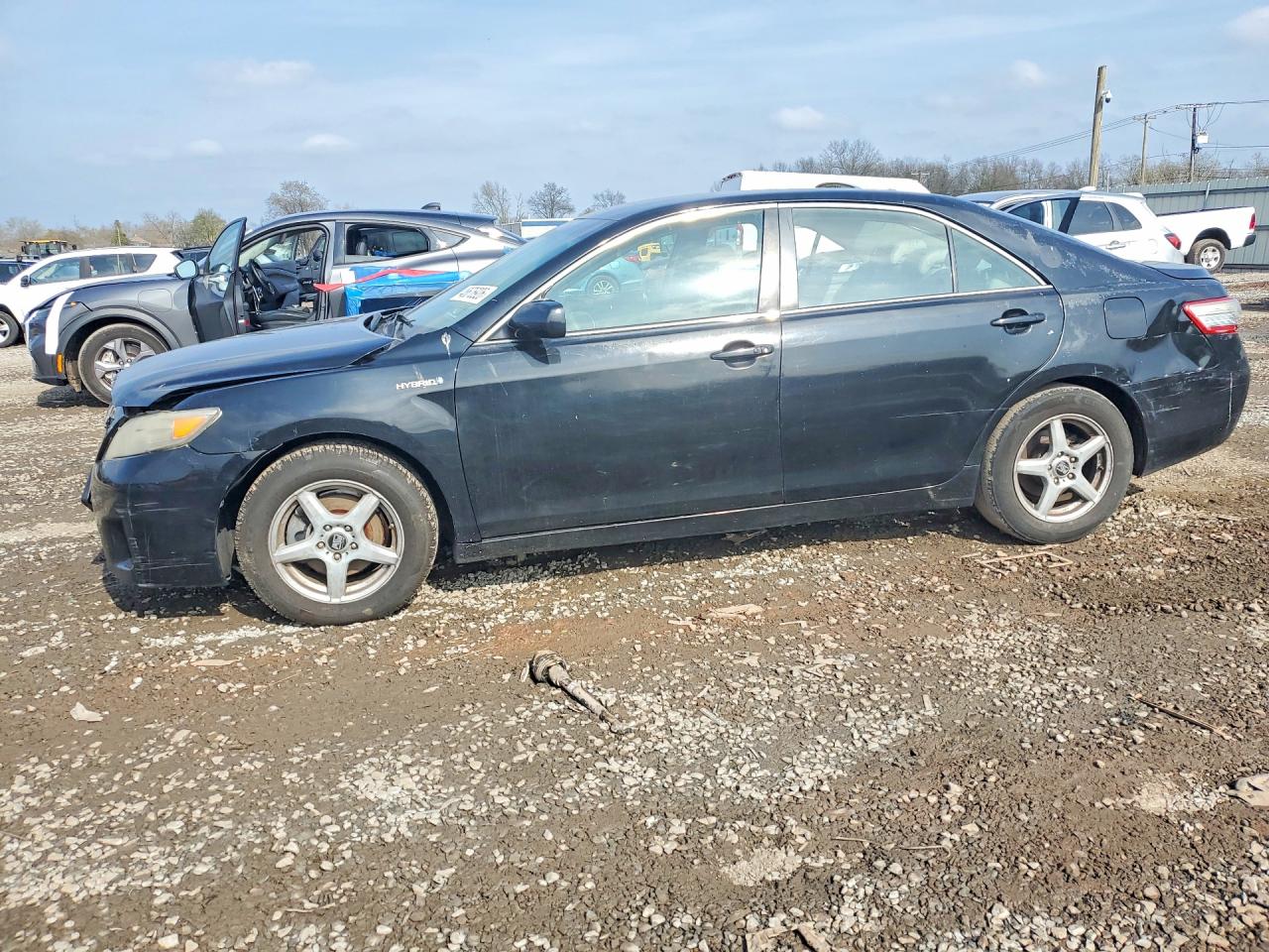 Salvage Toyota Camry Image
