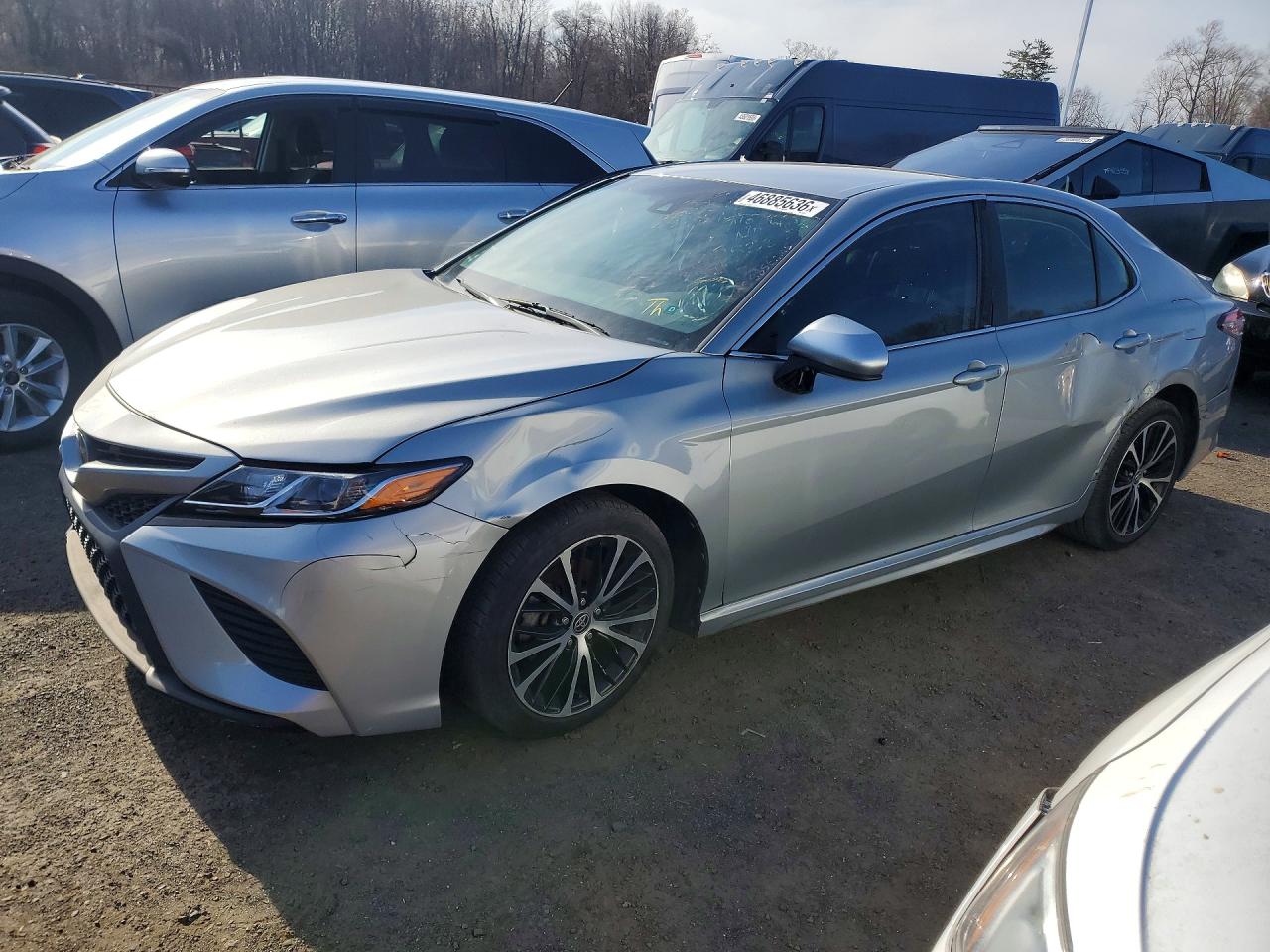 Salvage Toyota Camry Image