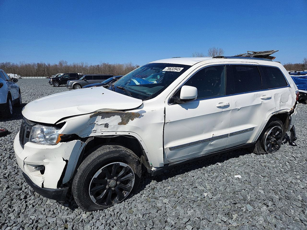 Salvage Jeep Grand Cherokee Image