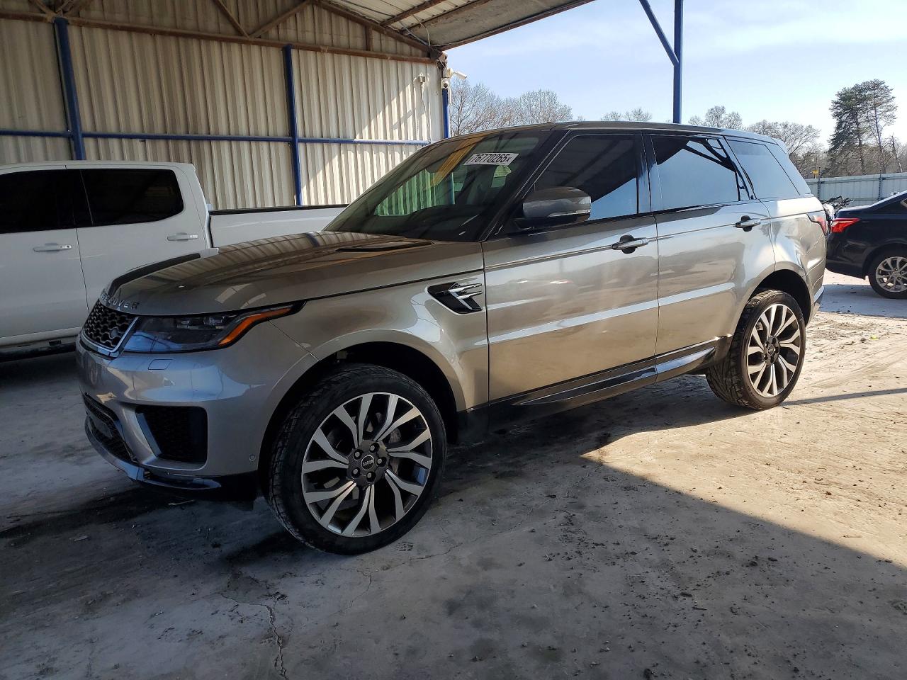 Salvage Land Rover Range Rover Image