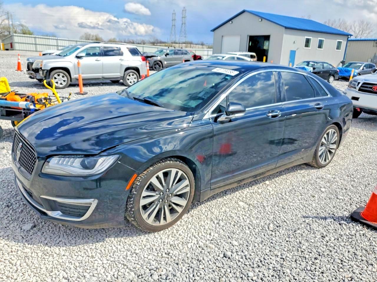 Salvage Lincoln MKZ Image