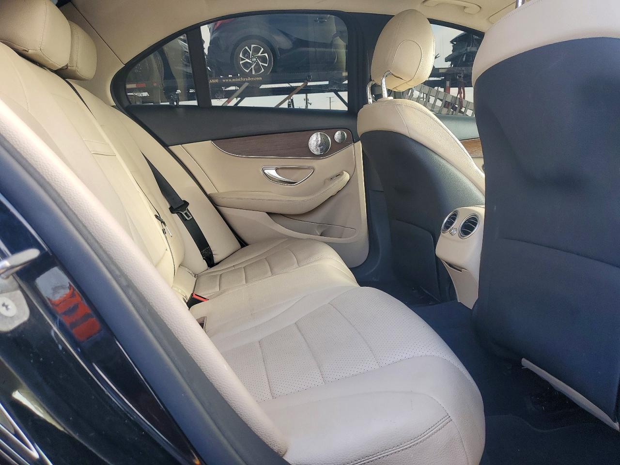 Mercedes-Benz C-Class 300 4matic