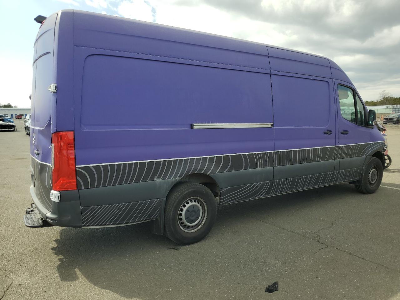 Mercedes-Benz Sprinter 2500