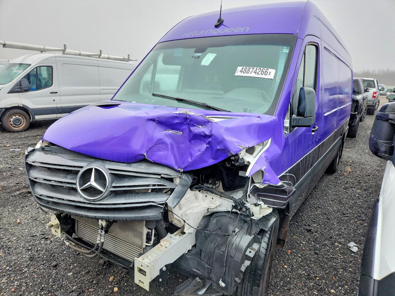 Salvage Mercedes-Benz Sprinter Image