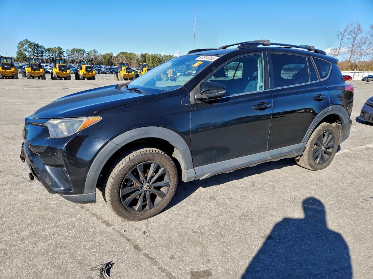 Salvage Toyota RAV4 Image
