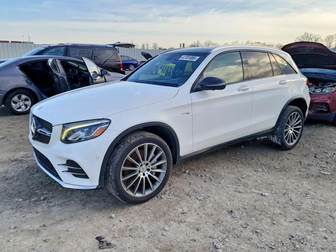 Salvage Mercedes-Benz GLC Image