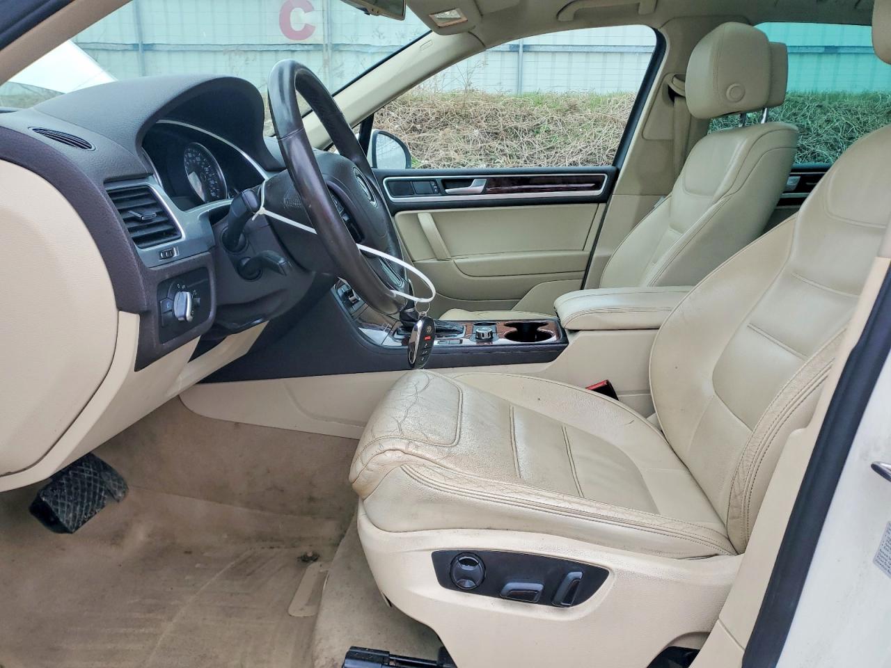 Volkswagen Touareg V6