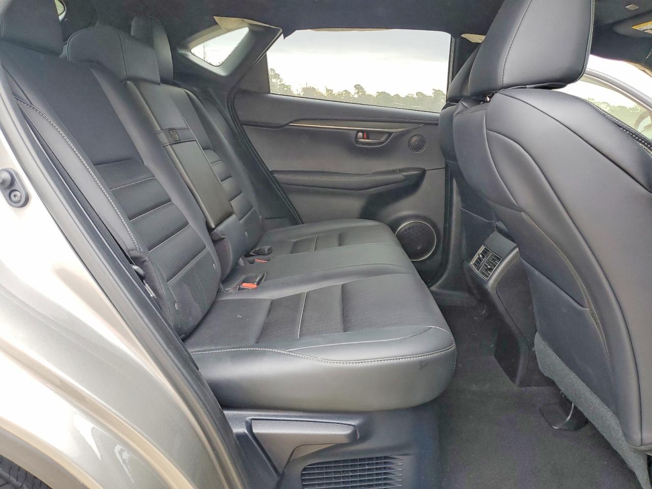Lexus NX 300 F Sport