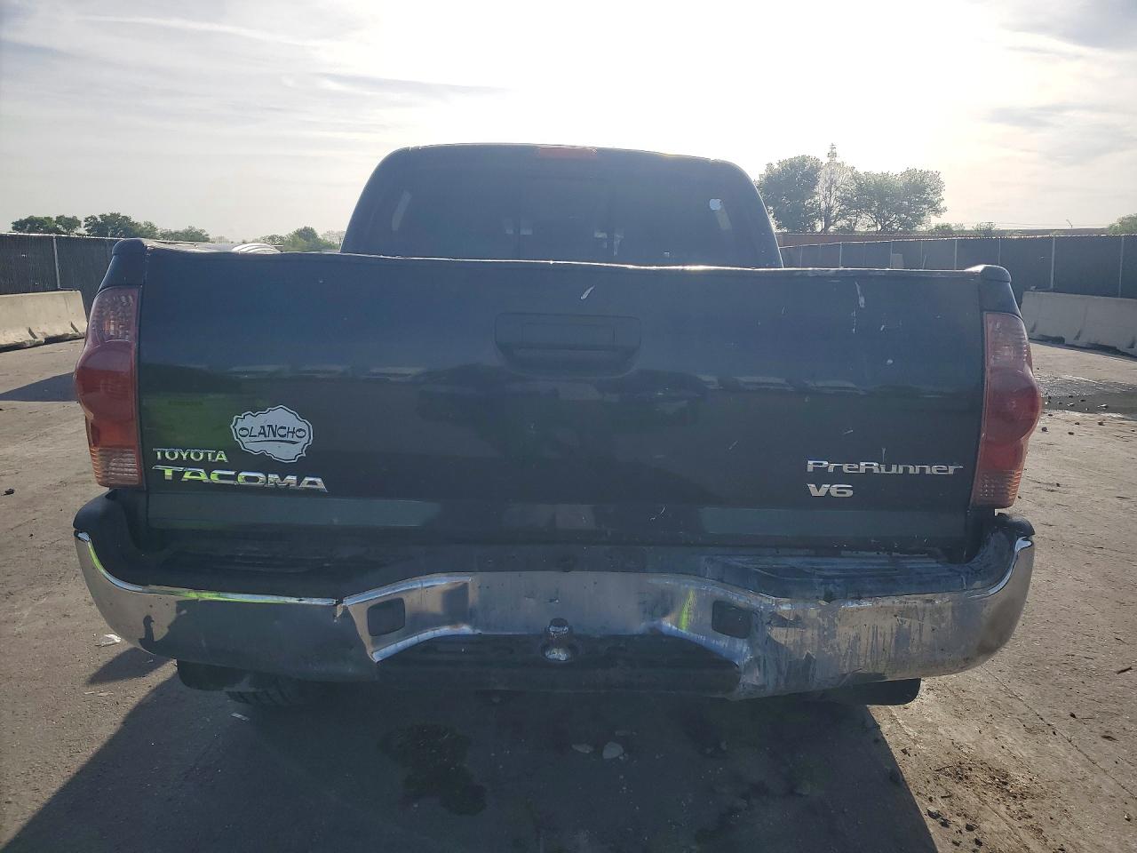 Toyota Tacoma Prerunner V6