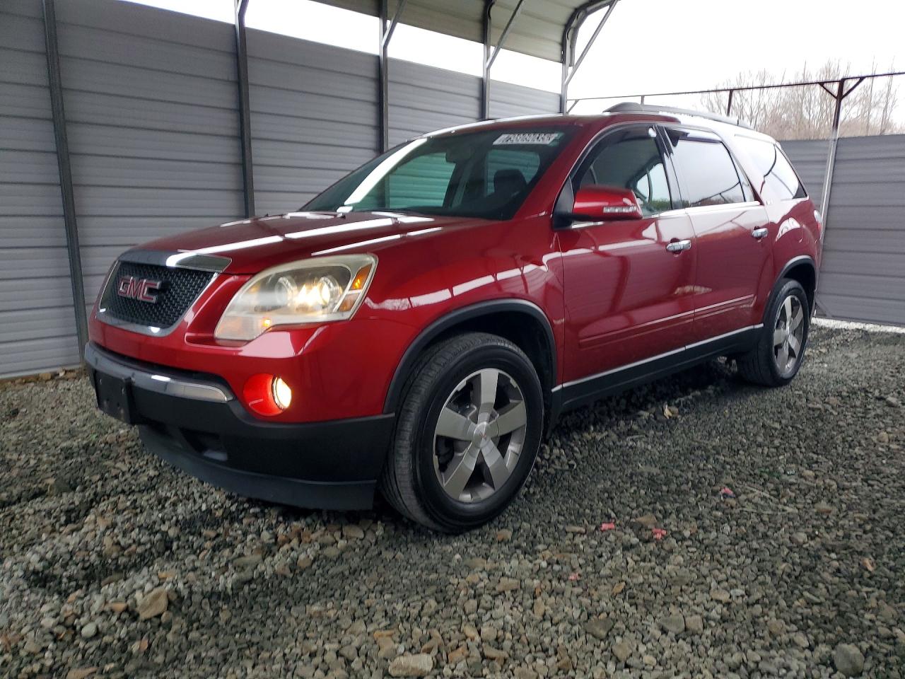 Salvage GMC Acadia Image