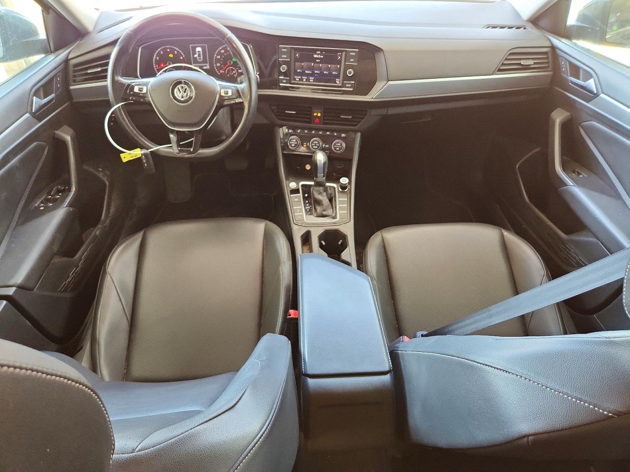 Volkswagen Jetta S