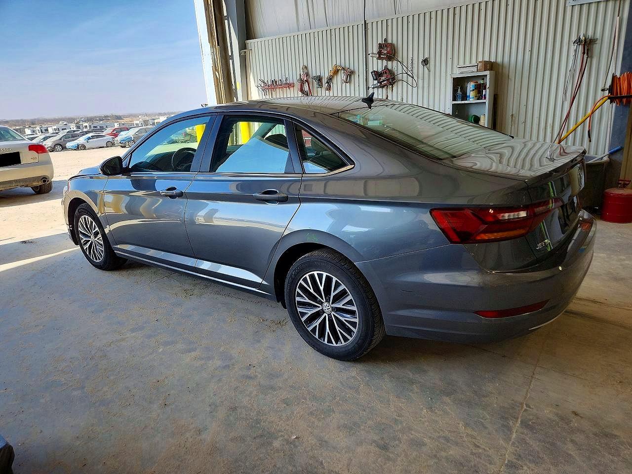 Volkswagen Jetta S