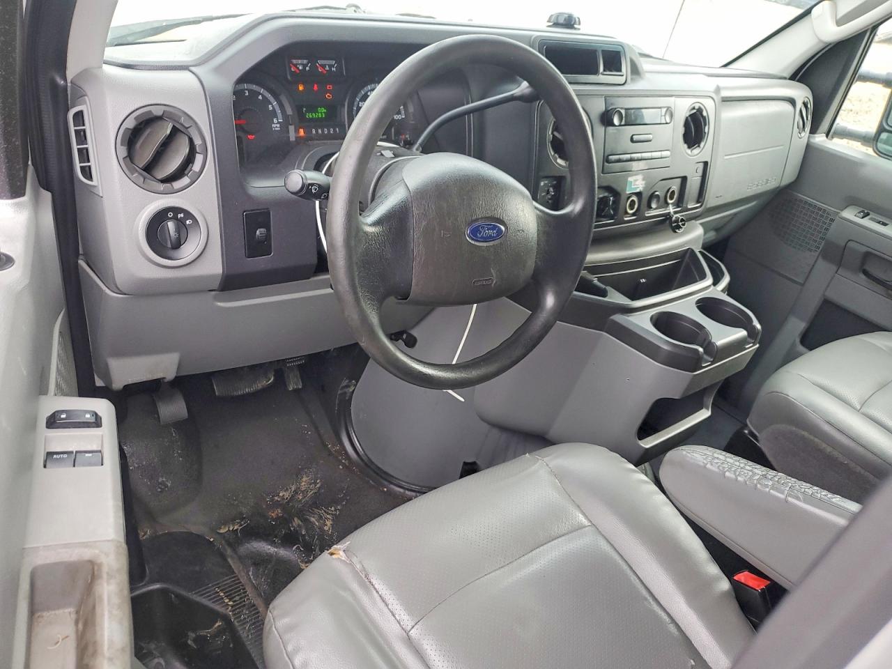 Ford E-250