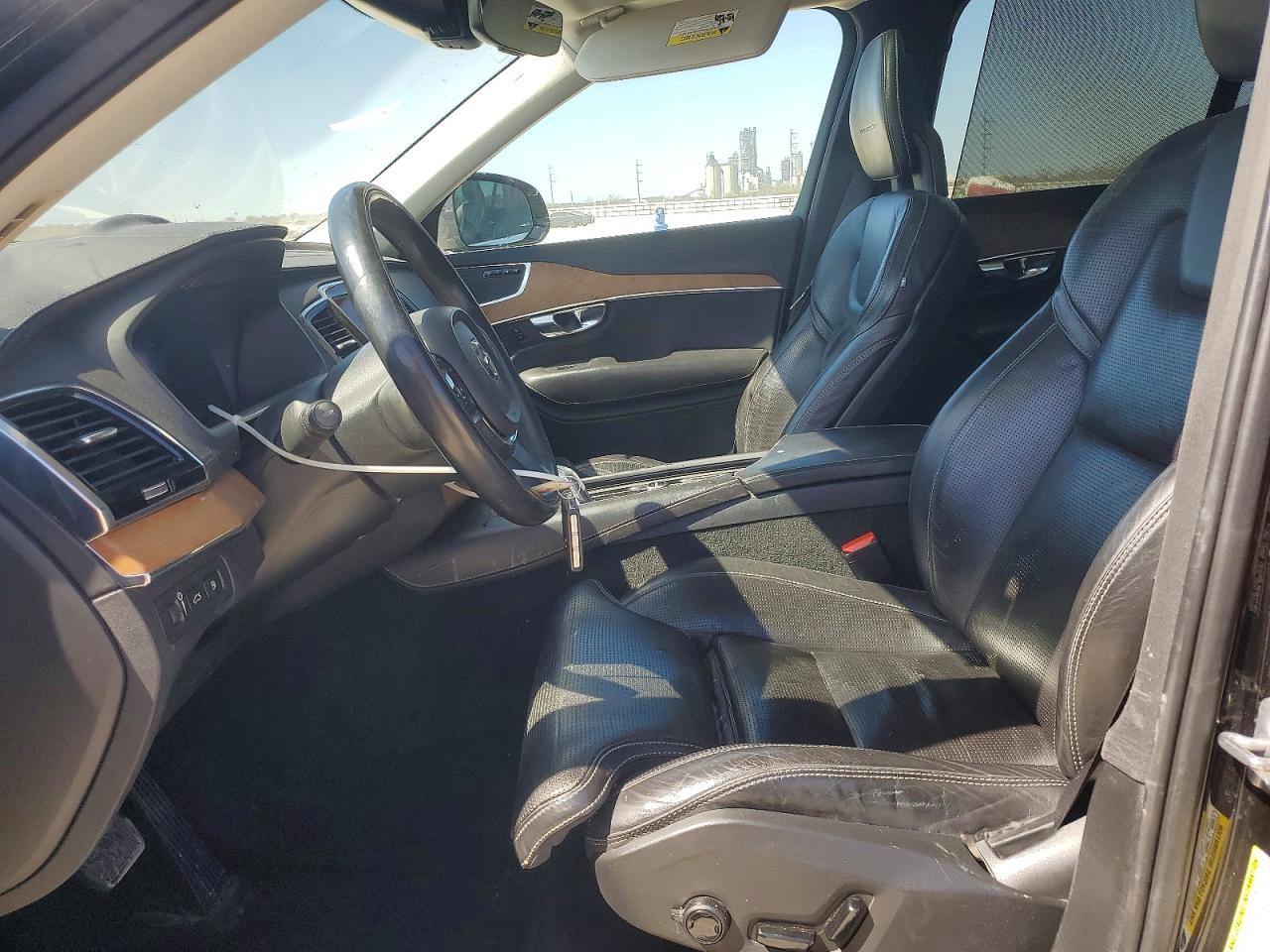 Volvo XC90 T8