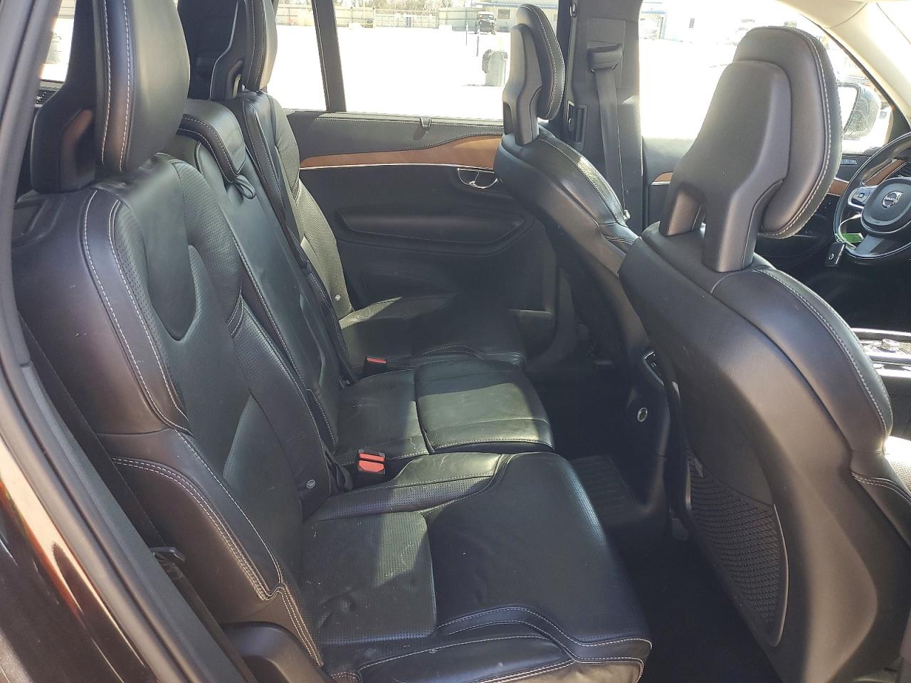 Volvo XC90 T8