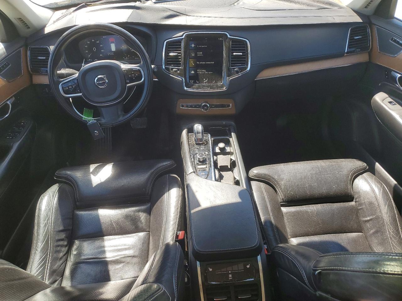 Volvo XC90 T8