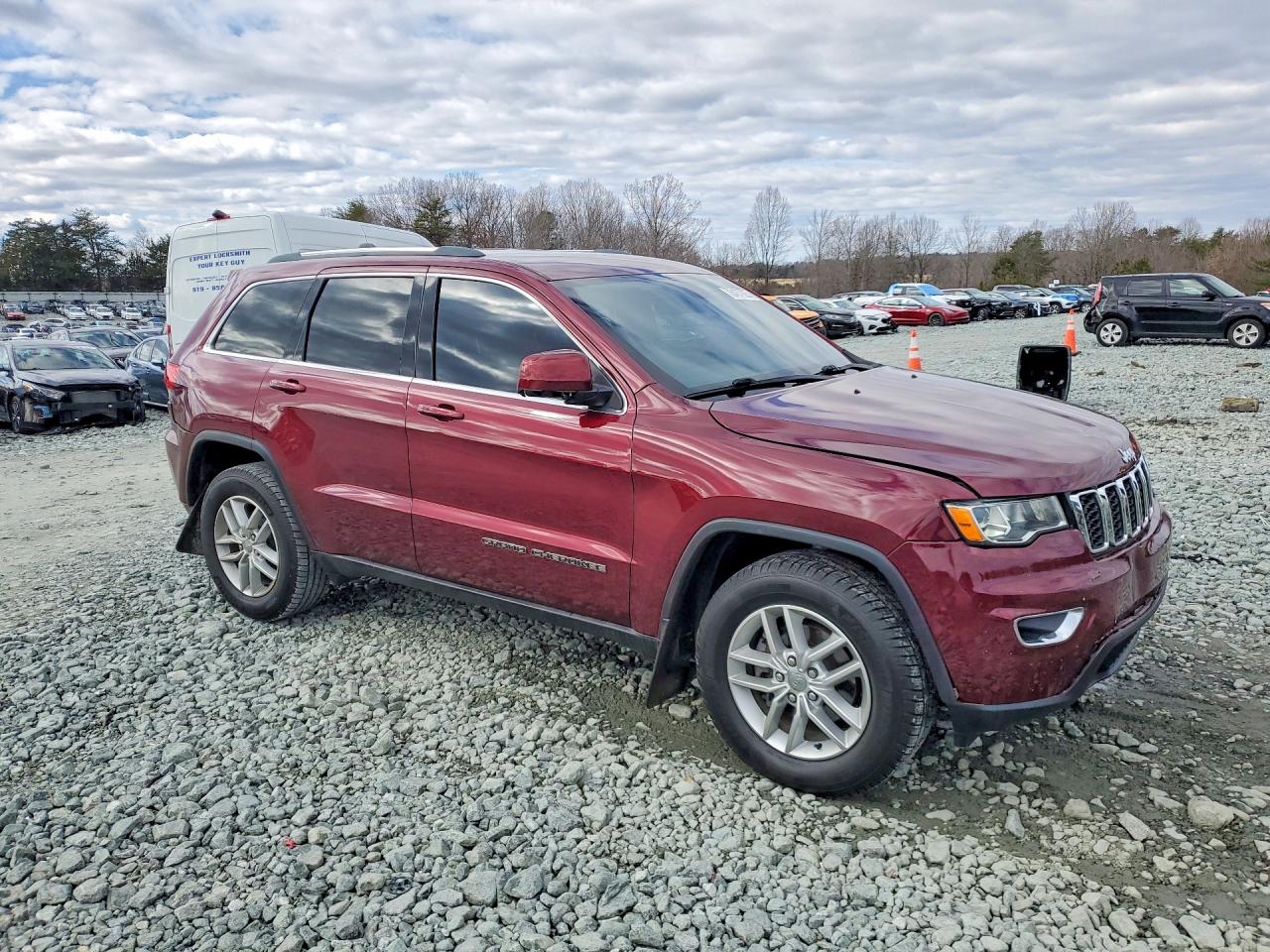 Jeep Grand Cherokee Laredo