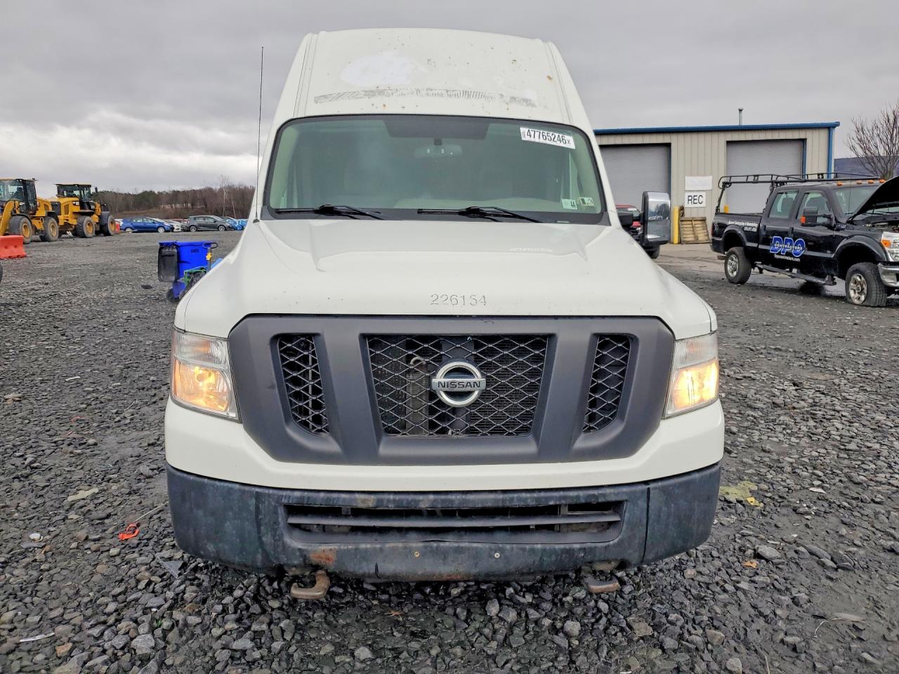 Nissan Nv