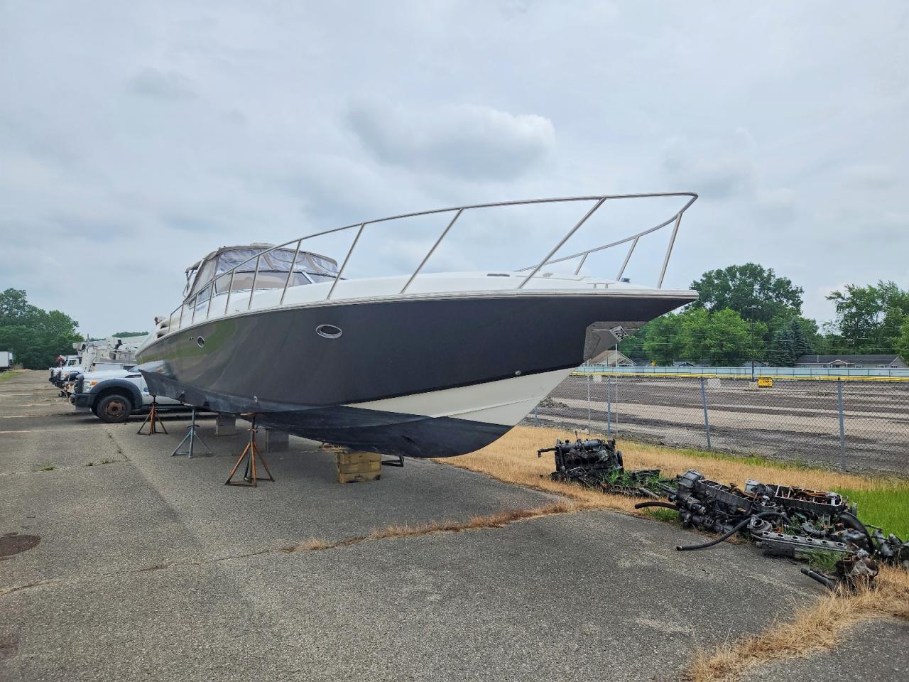 Salvage Fountain Boat Image