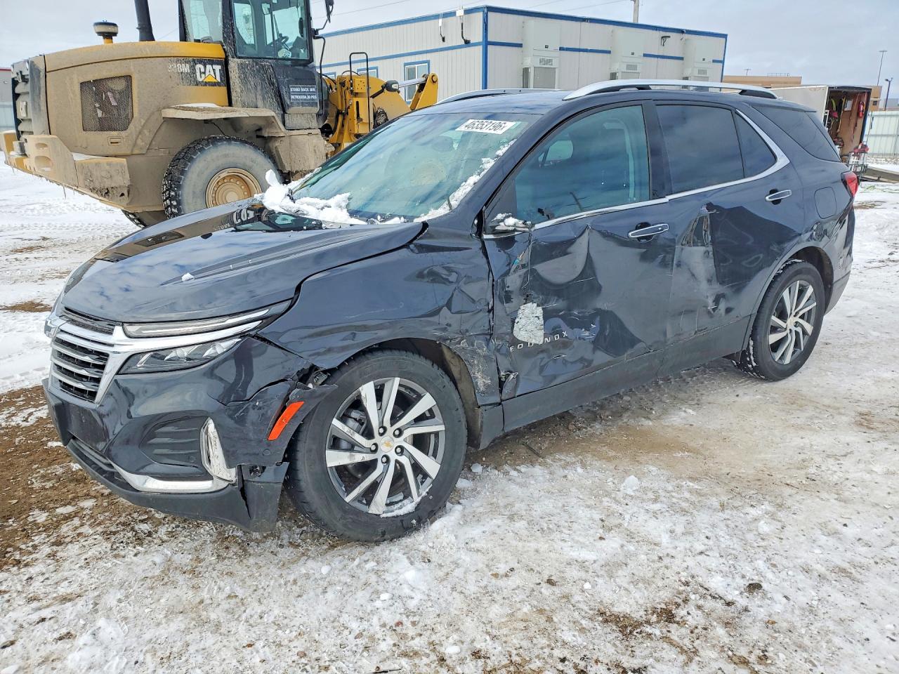 Salvage Chevrolet Equinox Image