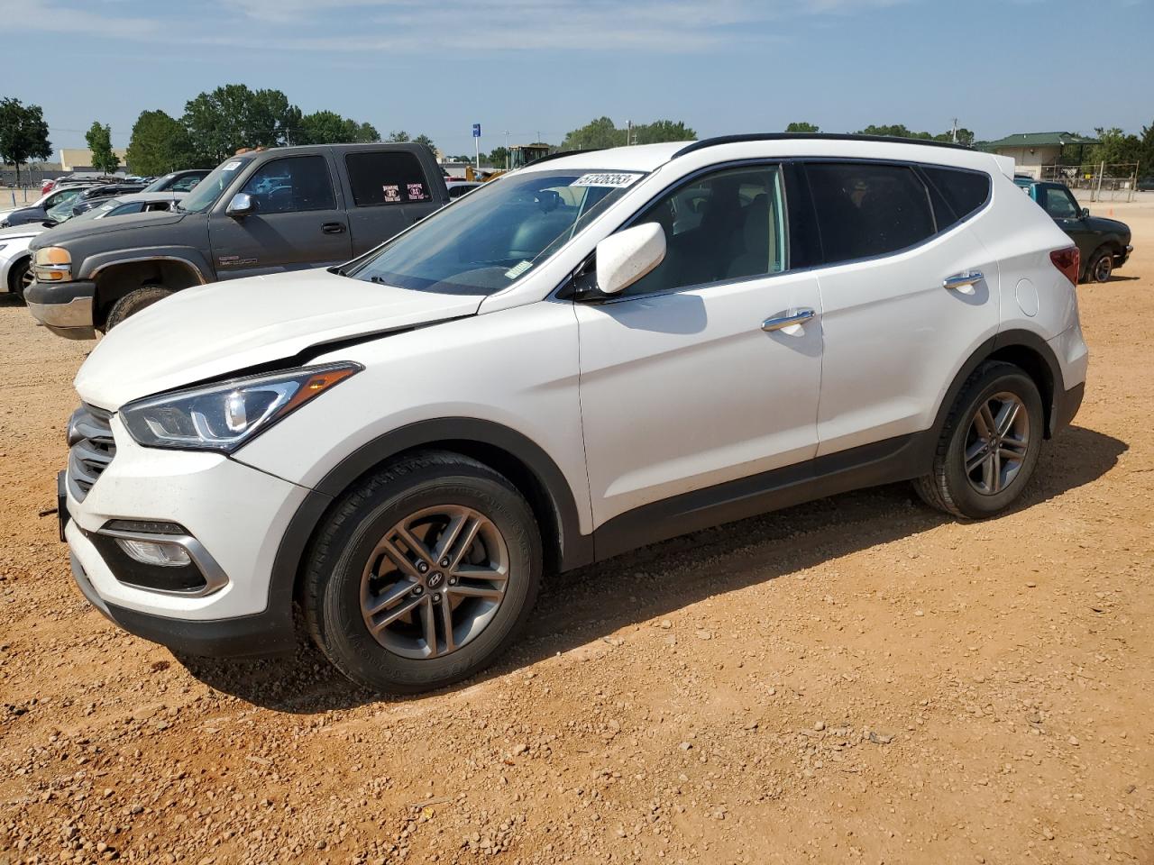 Salvage Hyundai SANTA FE Image