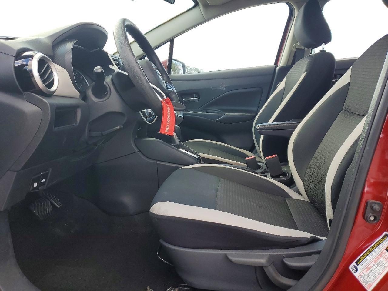 Nissan Versa Sv