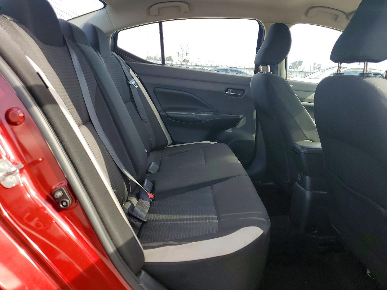 Nissan Versa Sv