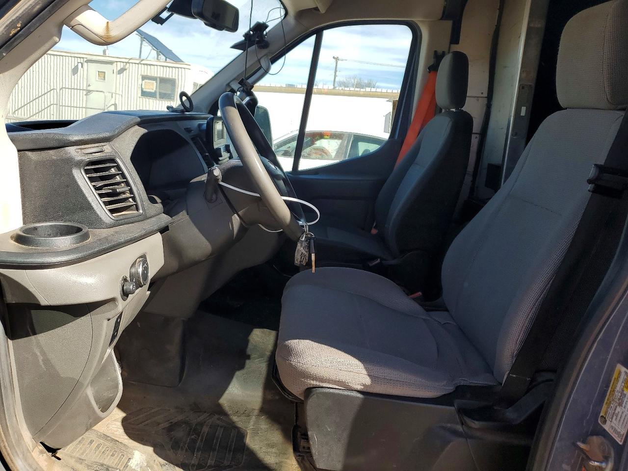 Ford Transit T-250