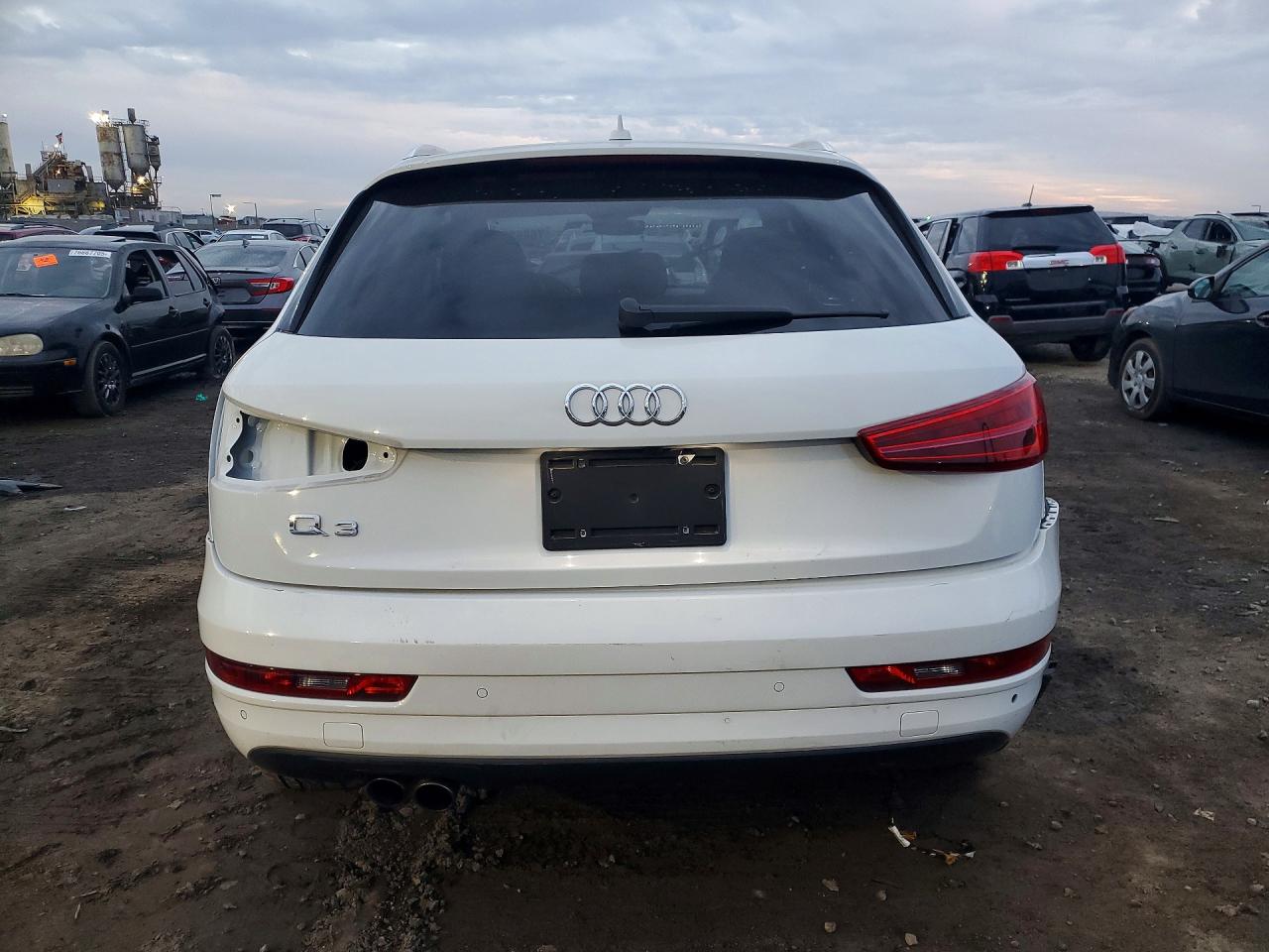 Audi Q3 Premium Plus