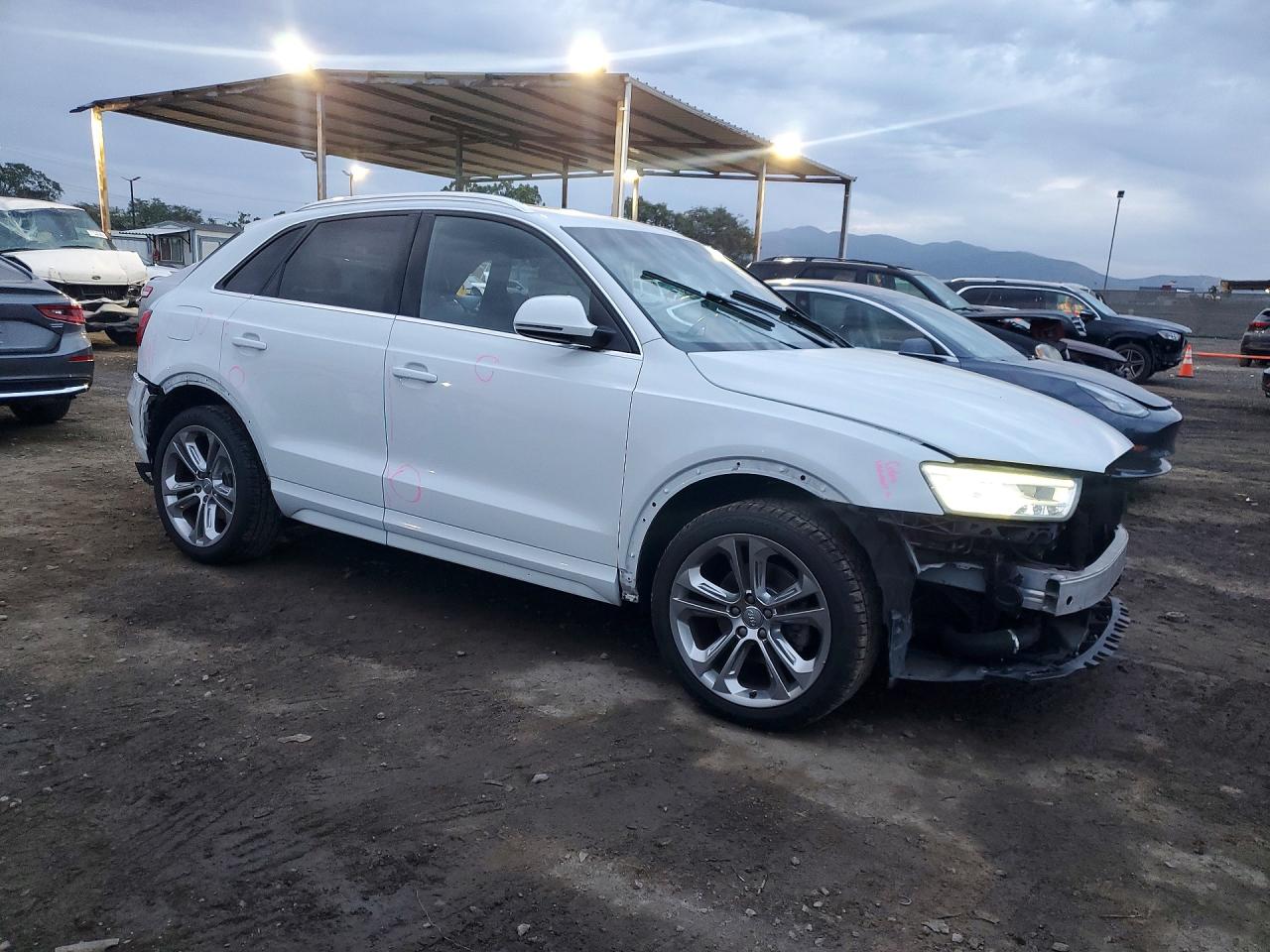 Audi Q3 Premium Plus