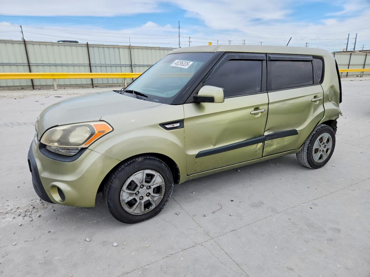 Salvage Kia Soul Image