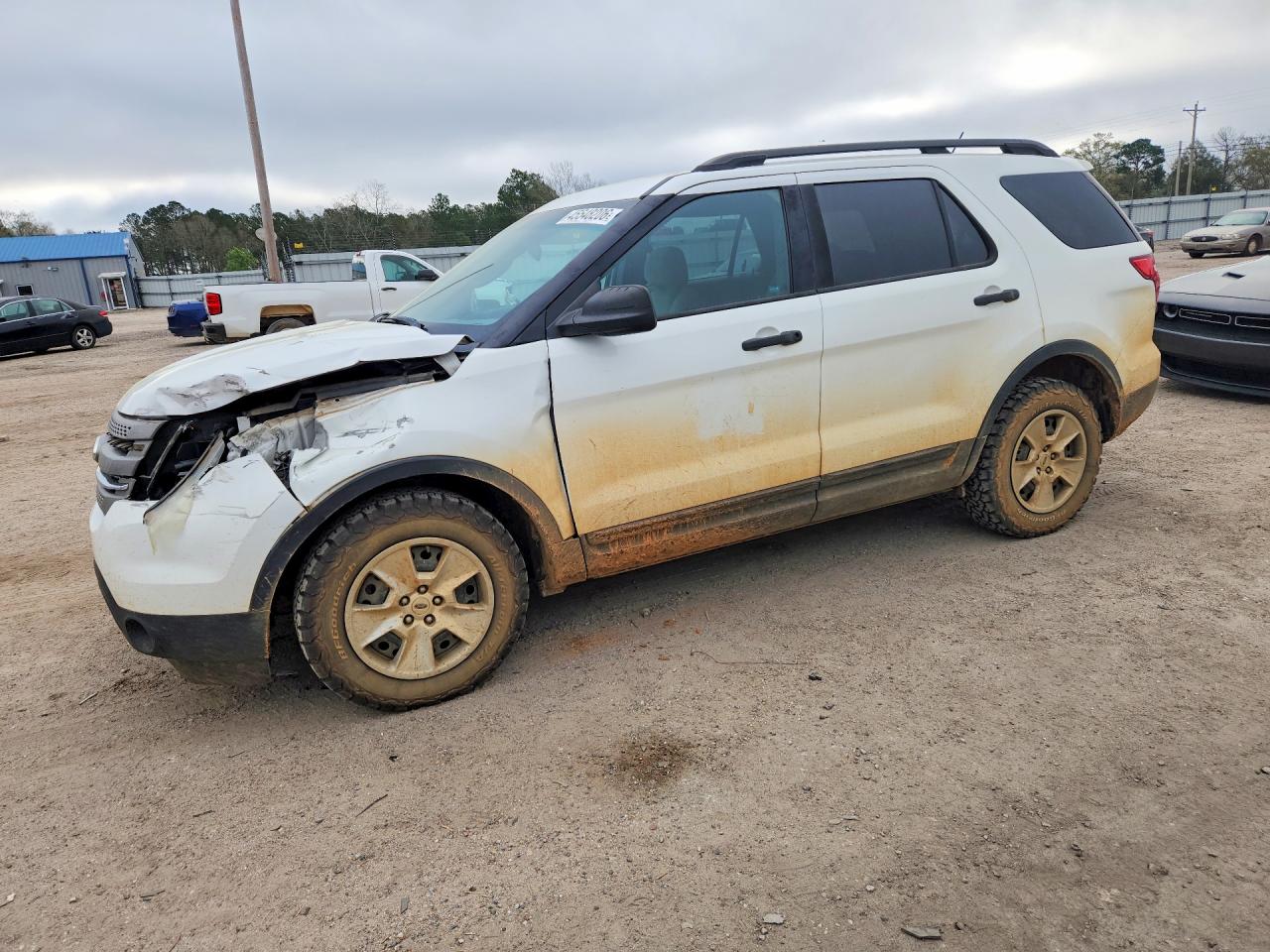 Salvage Ford Explorer Image