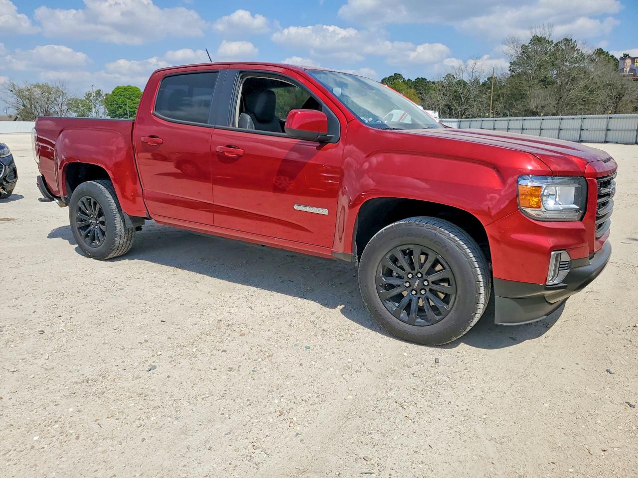 GMC Canyon Elevation