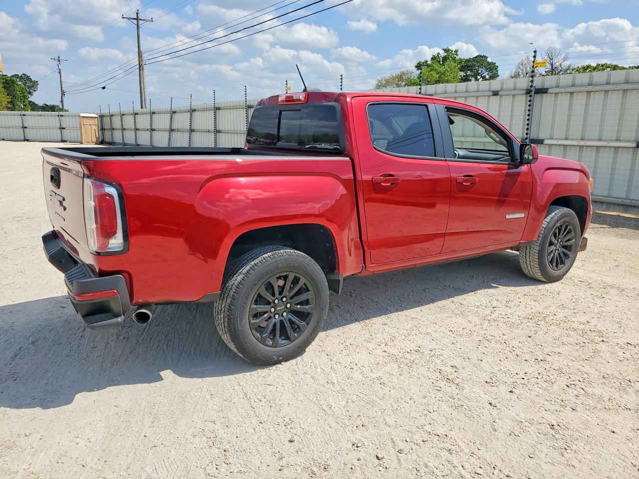 GMC Canyon Elevation
