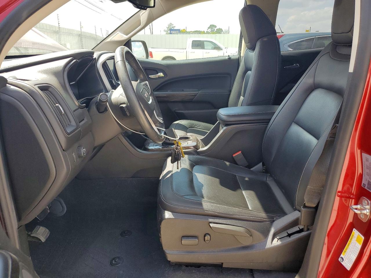 GMC Canyon Elevation
