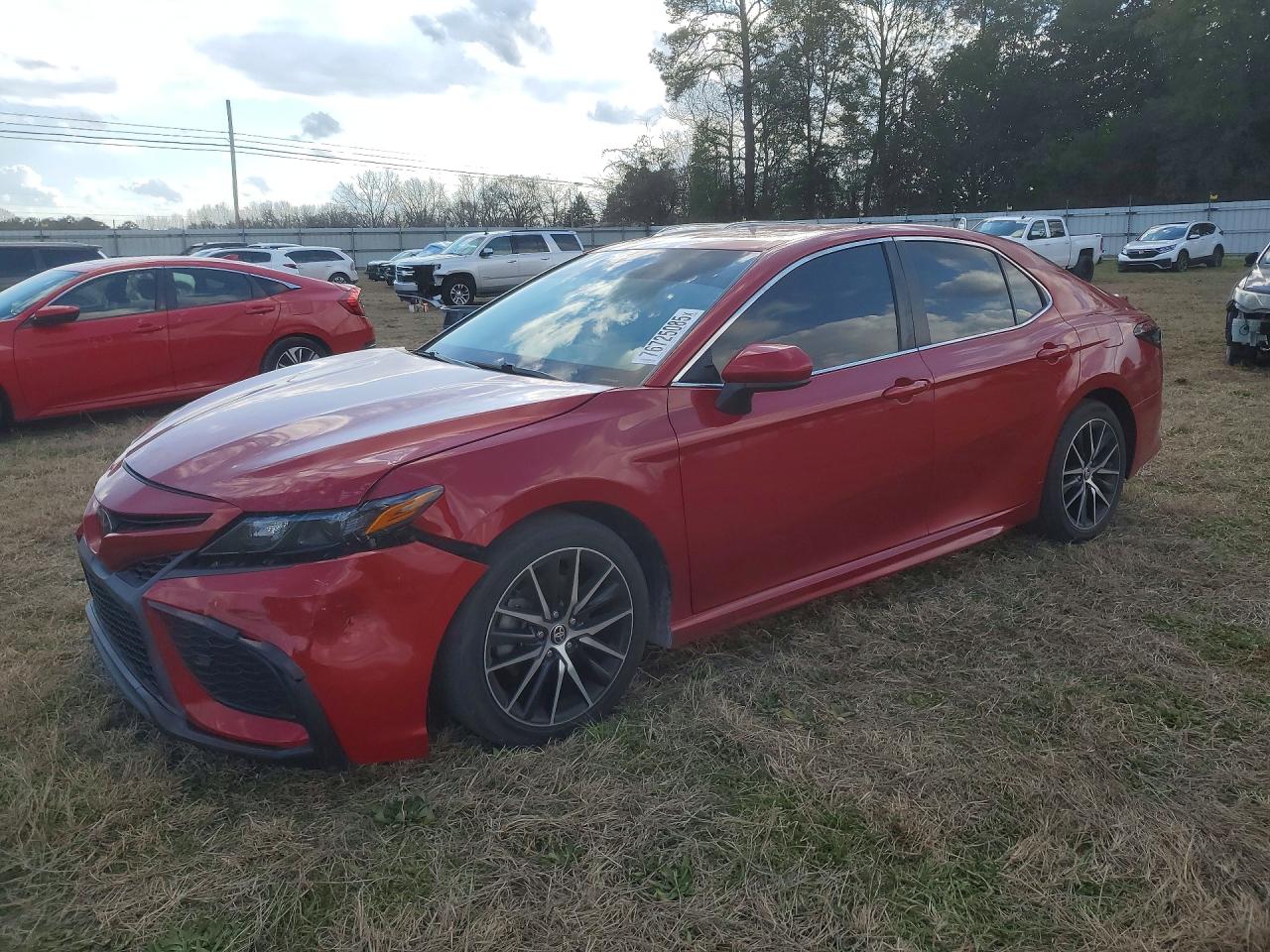 Salvage Toyota Camry Image