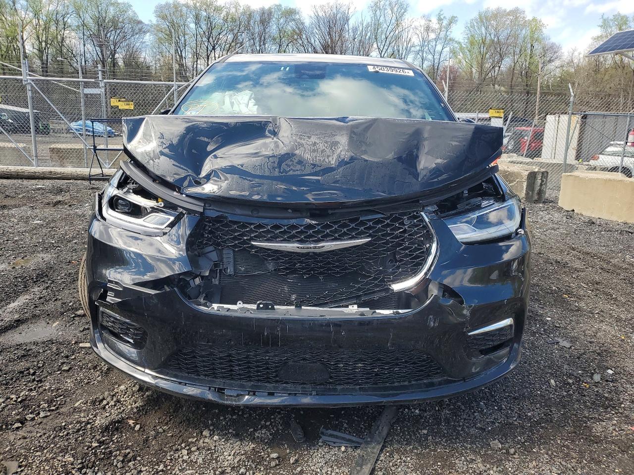 Chrysler Pacifica Hybrid Select