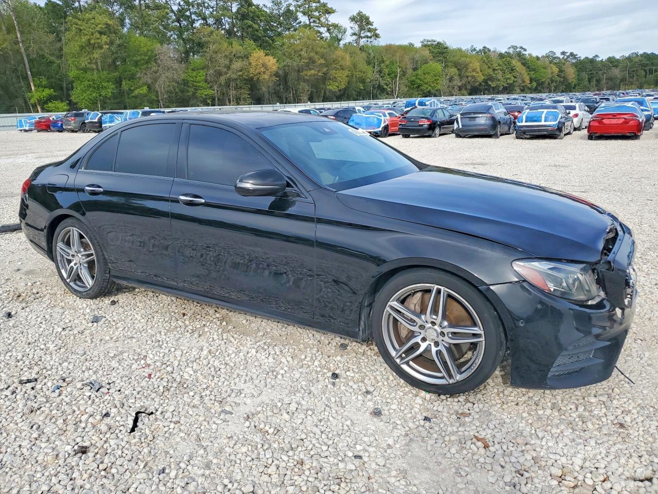 Mercedes-Benz E-Class 300