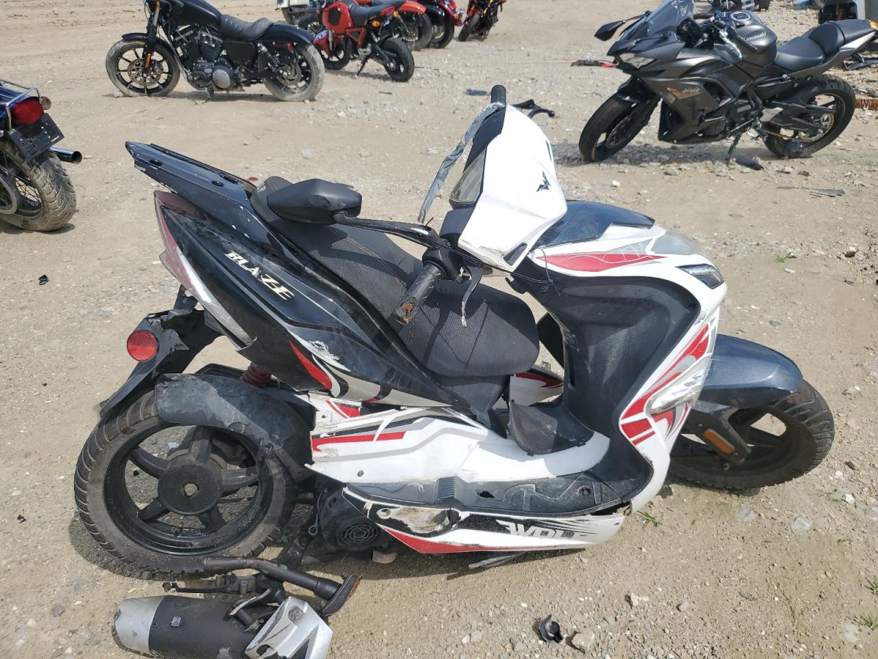Salvage Zhng Wolf Blaze Image