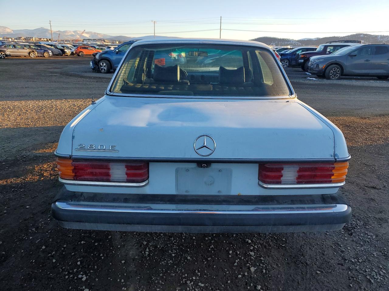 Mercedes-Benz 280-Class