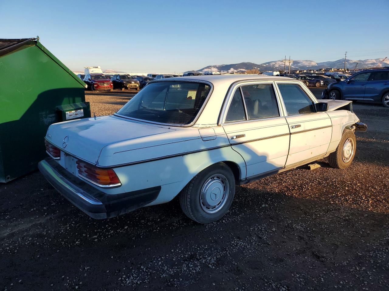Mercedes-Benz 280-Class