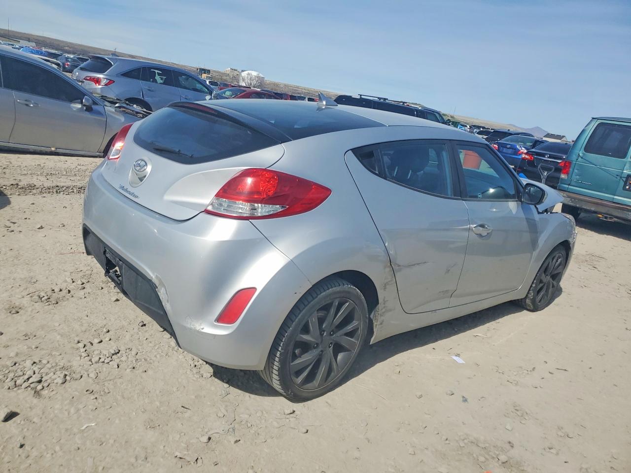Hyundai VELOSTER Base