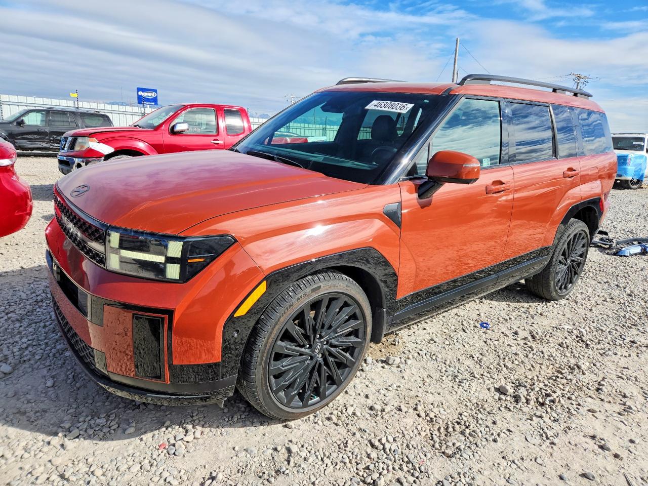 Salvage Hyundai SANTA FE Image